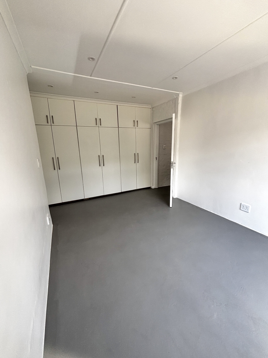 1 Bedroom Property for Sale in Plettenberg Bay Central Western Cape